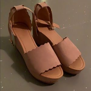tan wedges